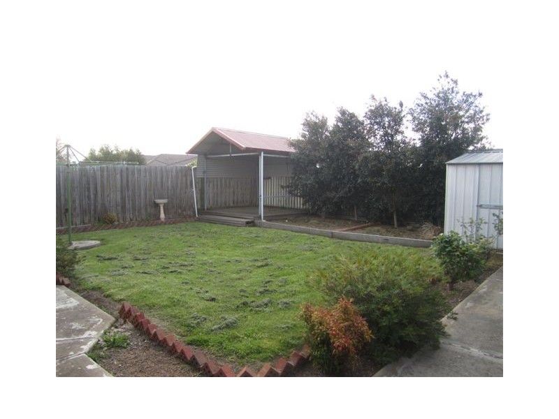 6 Hemsworth Court, Roxburgh Park VIC 3064