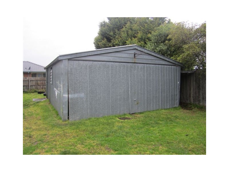 4 Waverley Court, Craigieburn VIC 3064