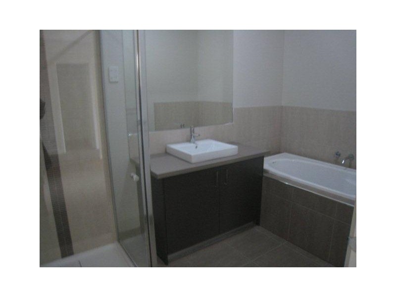 3 Driver Close, Craigieburn VIC 3064