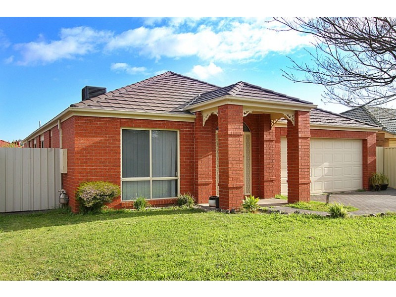9 Waterdale Rise, Craigieburn VIC 3064