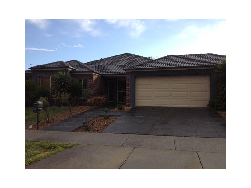 31 Hamilton Hume Parade, Craigieburn VIC 3064