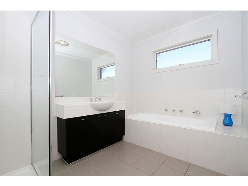 3 Viewbank Circuit, Roxburgh Park VIC 3064