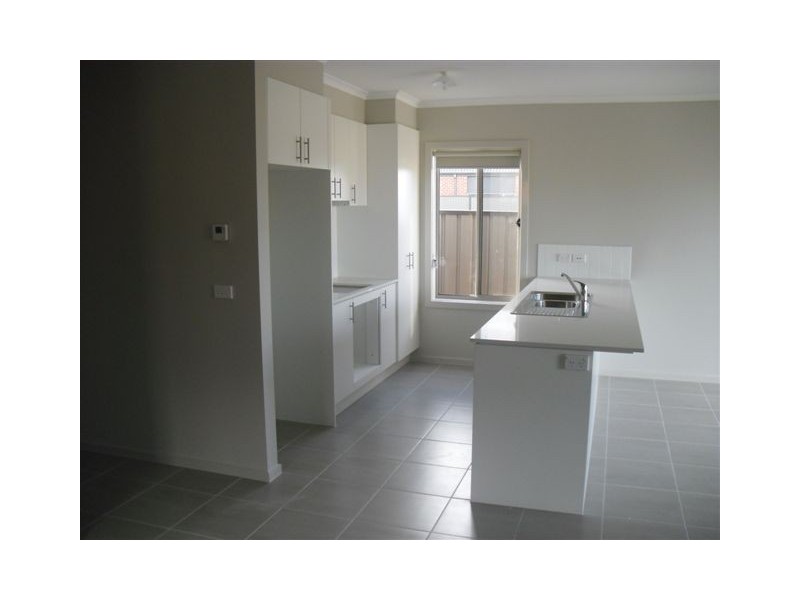 14 Fenland Street, Craigieburn VIC 3064