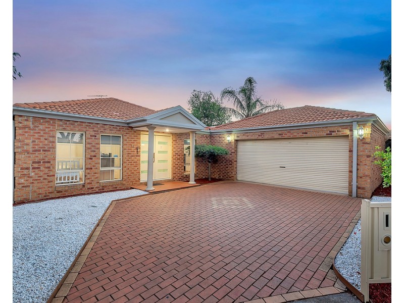 17 Hemsworth Court, Roxburgh Park VIC 3064