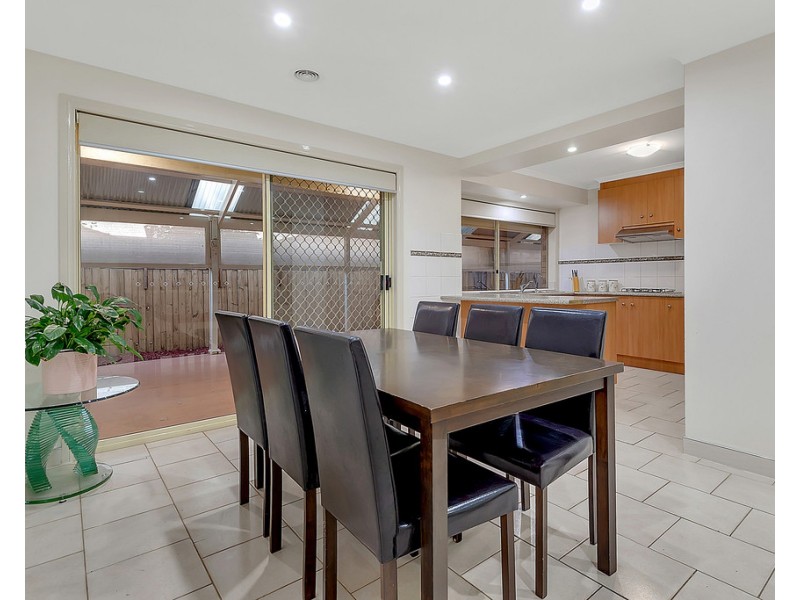 17 Hemsworth Court, Roxburgh Park VIC 3064
