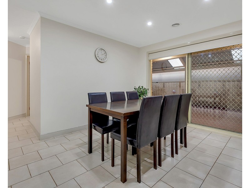 17 Hemsworth Court, Roxburgh Park VIC 3064