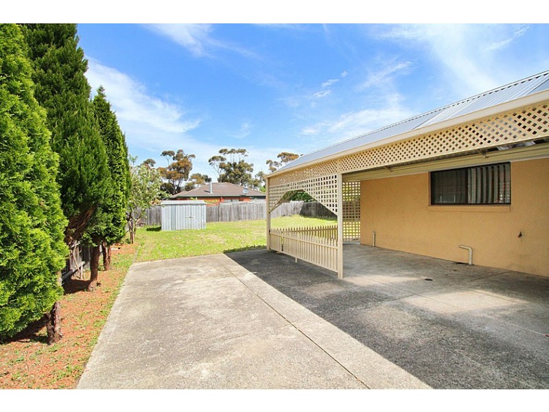 12 Hawker Avenue, Roxburgh Park VIC 3064