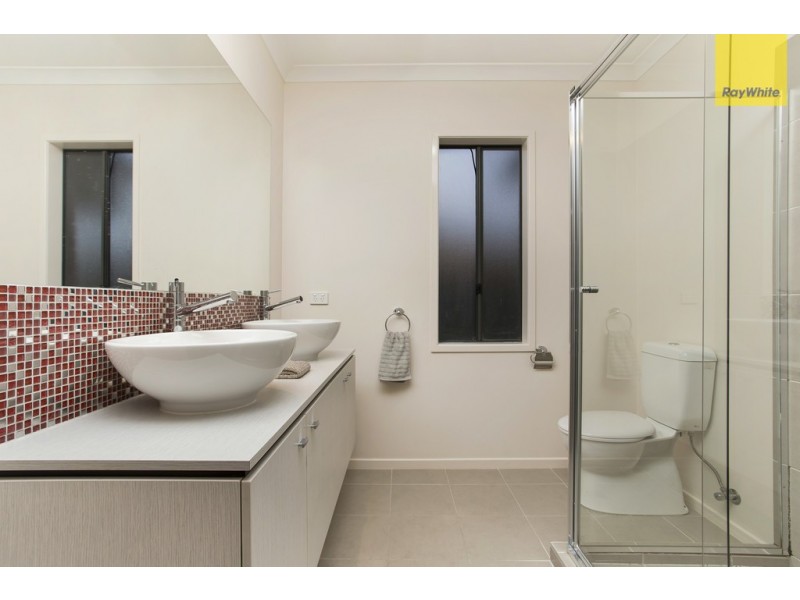 6 Scotney Road, Craigieburn VIC 3064