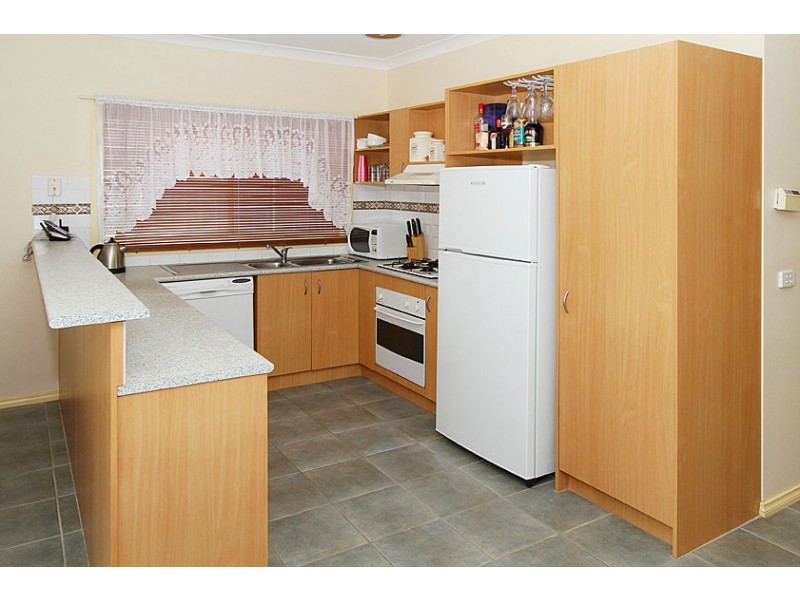 8 Brookedge Court, Craigieburn VIC 3064