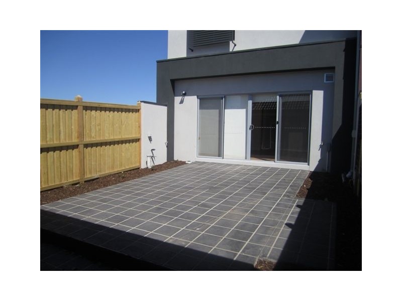 56 Cascade Terrace, Craigieburn VIC 3064