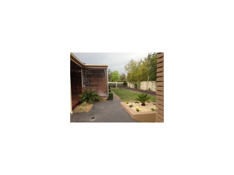 16 Mosman Way, Craigieburn VIC 3064