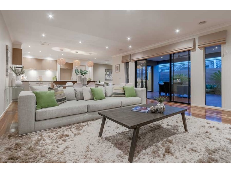 13 Fletcher Road, Craigieburn VIC 3064