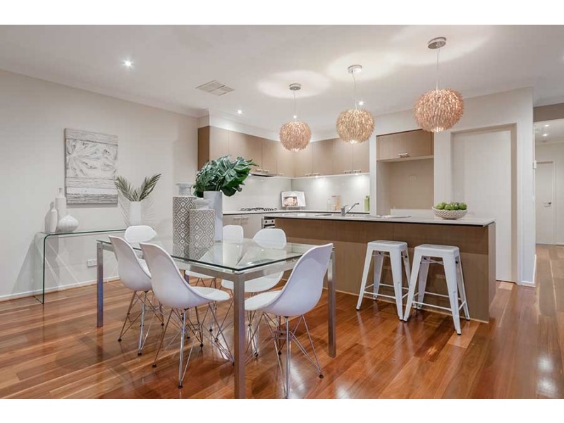 13 Fletcher Road, Craigieburn VIC 3064