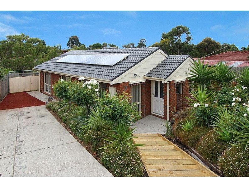 32 Axminster Drive, Craigieburn VIC 3064