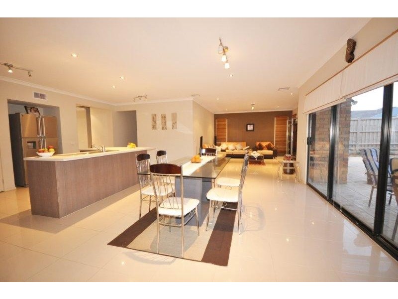 109 Royal Terrace, Craigieburn VIC 3064