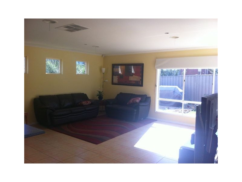 45 Bowral Loop, Craigieburn VIC 3064