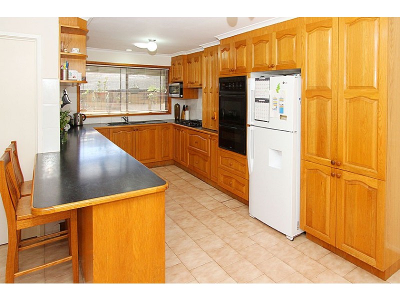 3 Rokeby Crescent, Craigieburn VIC 3064