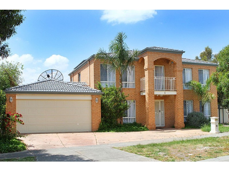 4 Rio Grande Drive, Roxburgh Park VIC 3064