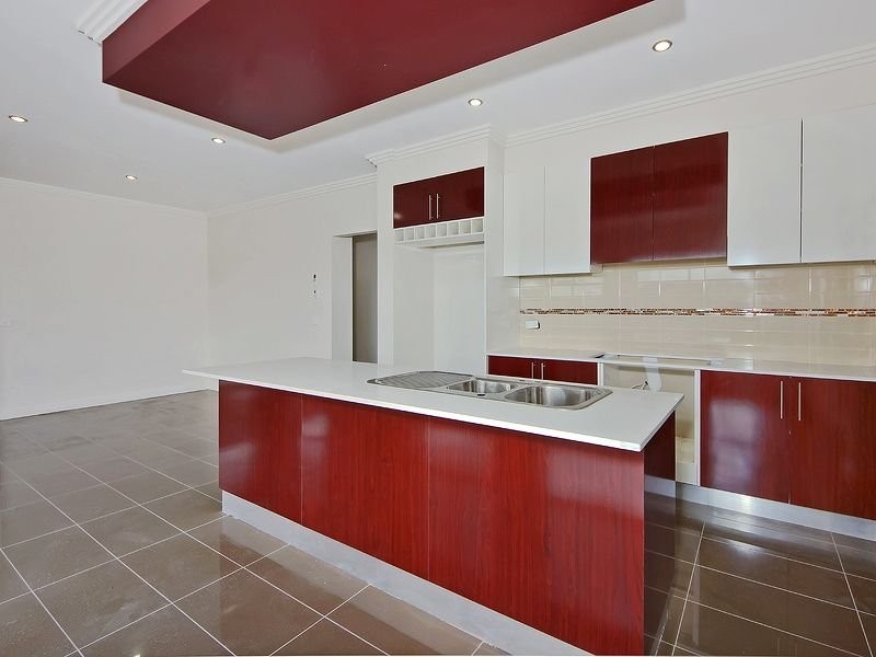 35 Moor Park Drive, Craigieburn VIC 3064