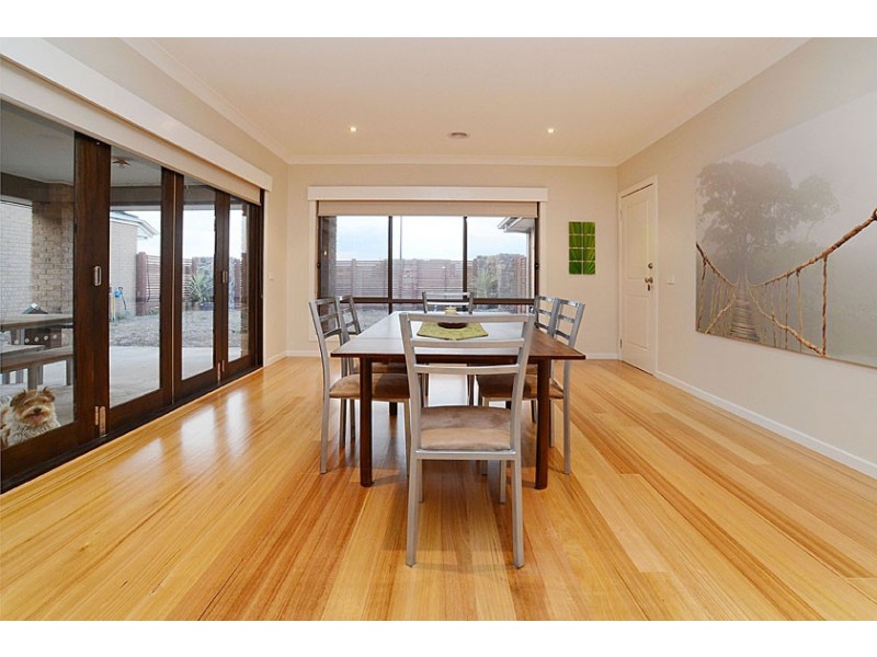 17 Lithgow Street, Beveridge VIC 3753