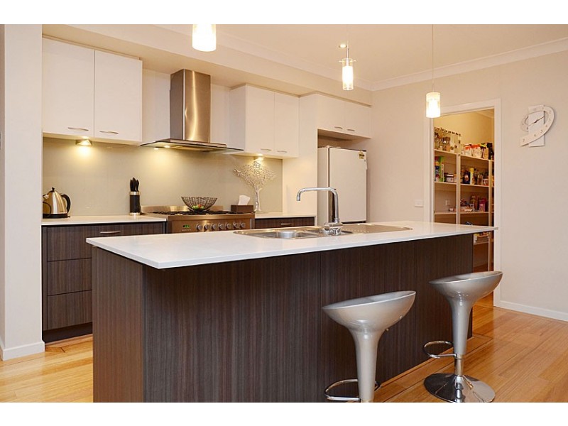 17 Lithgow Street, Beveridge VIC 3753