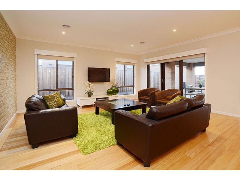 17 Lithgow Street, Beveridge VIC 3753