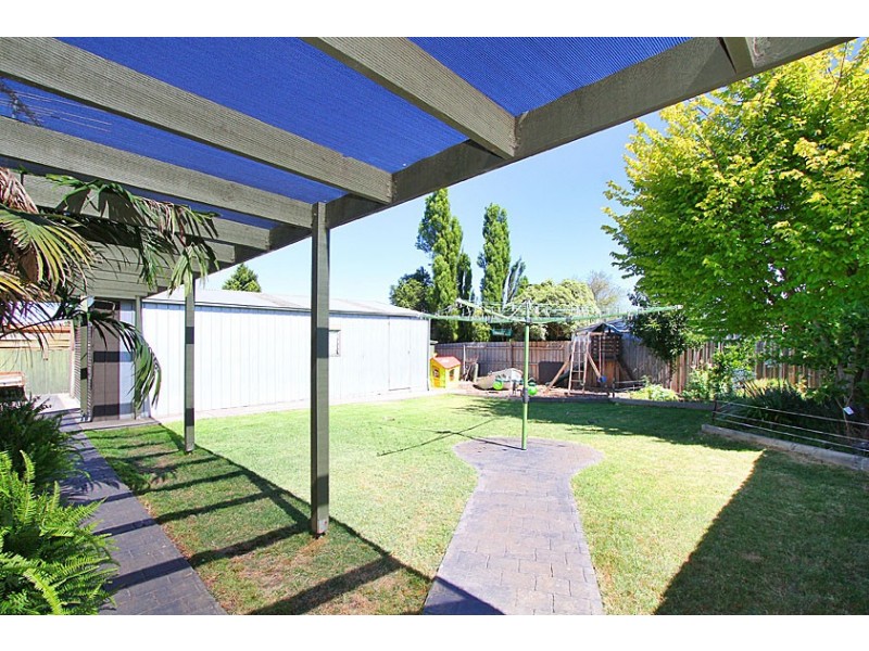 3 Rokeby Crescent, Craigieburn VIC 3064