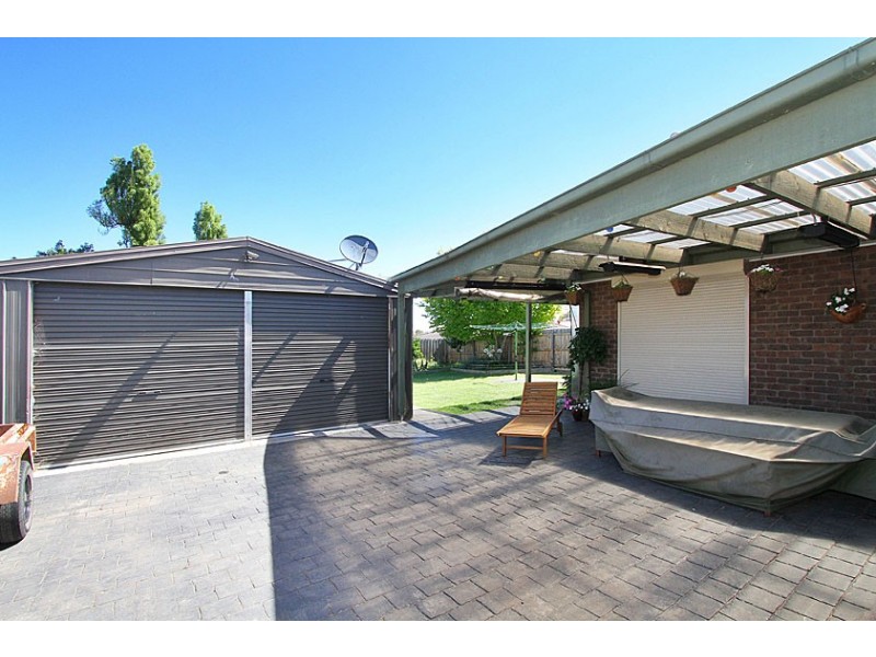 3 Rokeby Crescent, Craigieburn VIC 3064