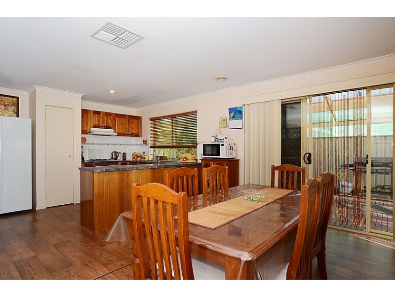 66 Mulberry Pass, Craigieburn VIC 3064