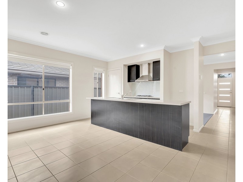 12 Humber Street, Craigieburn VIC 3064