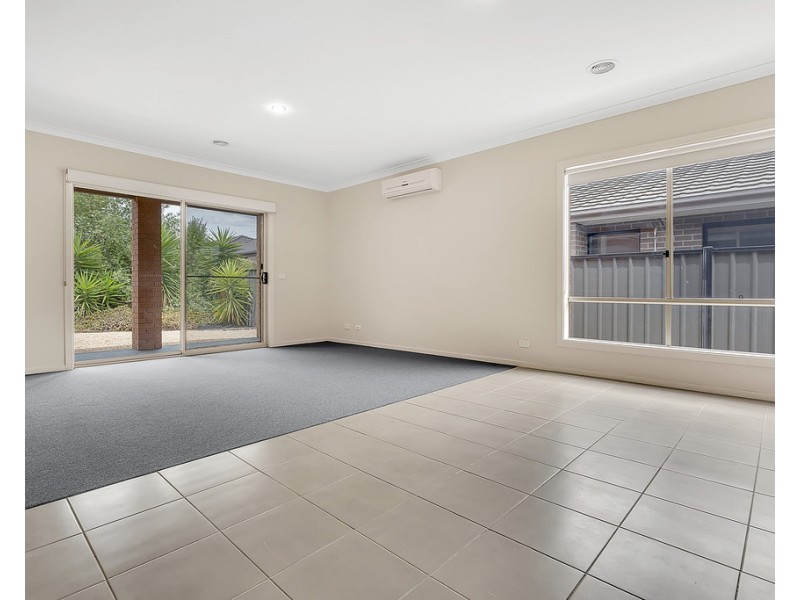 12 Humber Street, Craigieburn VIC 3064