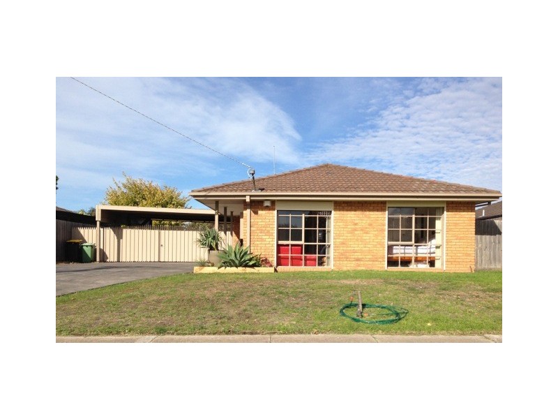 5 Rokeby Crescent, Craigieburn VIC 3064