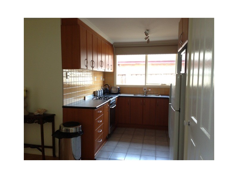 5 Rokeby Crescent, Craigieburn VIC 3064