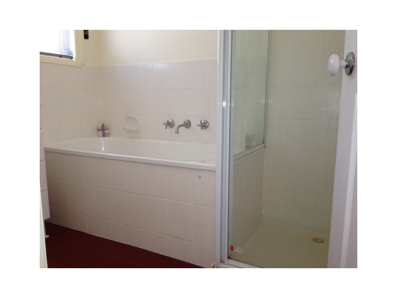 5 Rokeby Crescent, Craigieburn VIC 3064