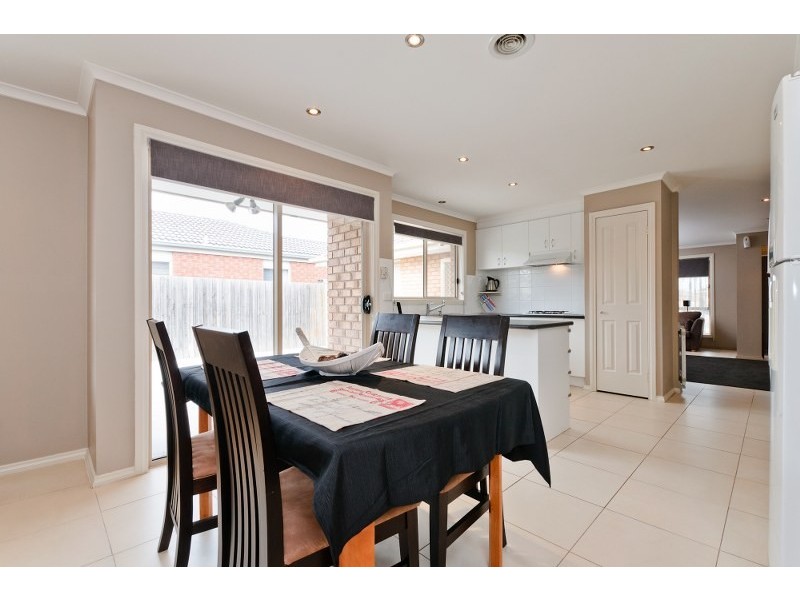 3 Bingin Place, Craigieburn VIC 3064