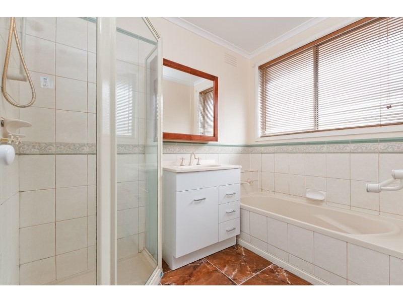 19 Lee Street, Craigieburn VIC 3064