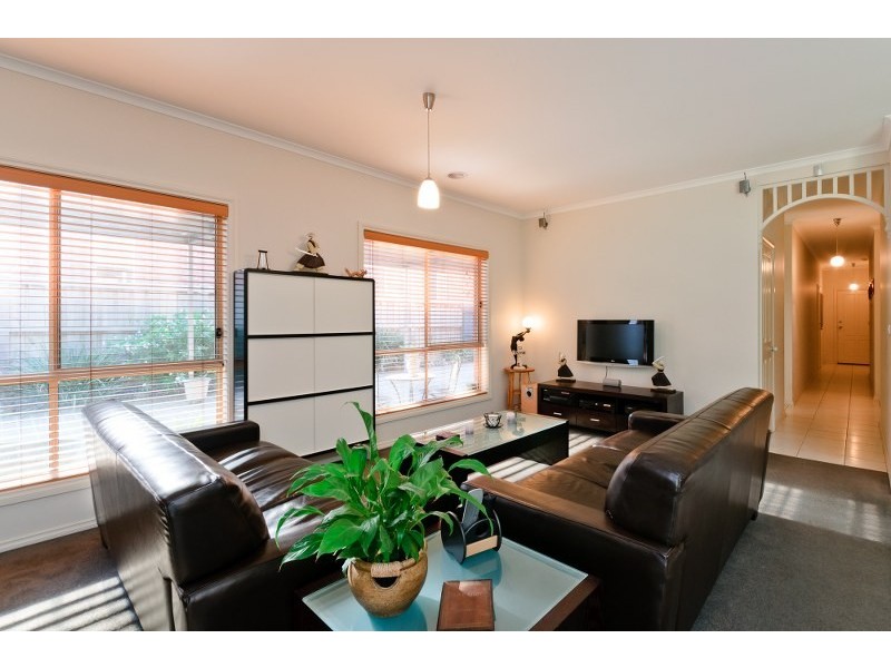 17 Beechville Place, Craigieburn VIC 3064
