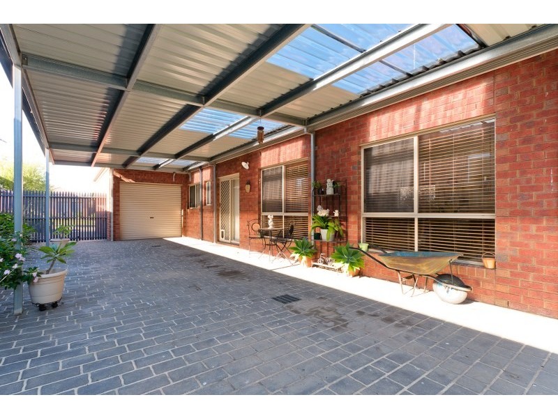 17 Beechville Place, Craigieburn VIC 3064