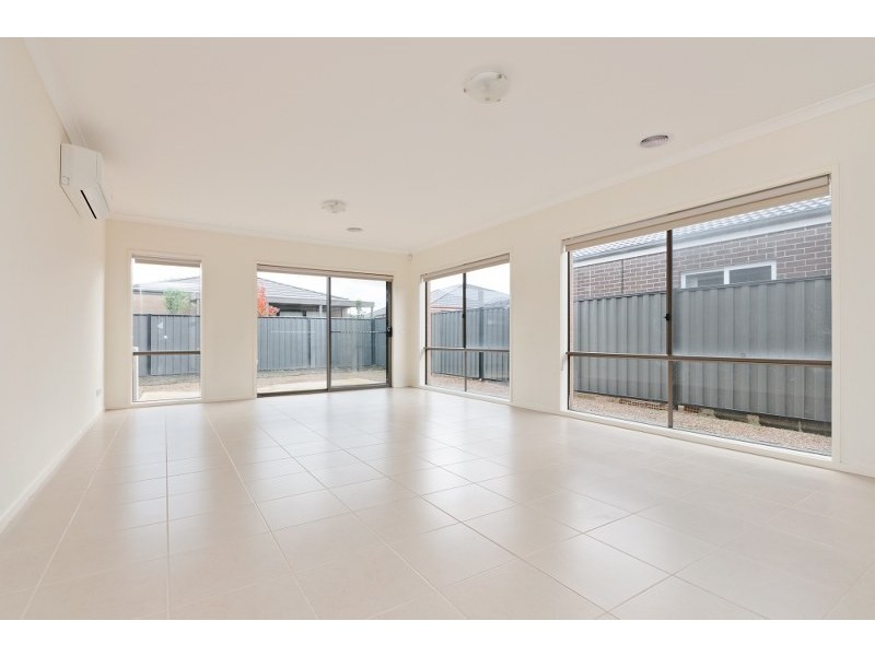329 Waterview Boulevard, Craigieburn VIC 3064