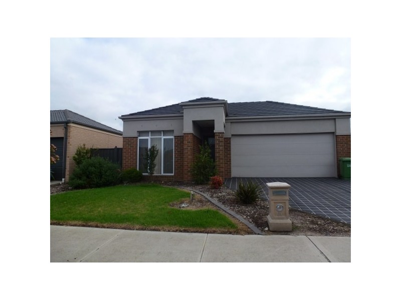 61 Mareeba Way, Craigieburn VIC 3064