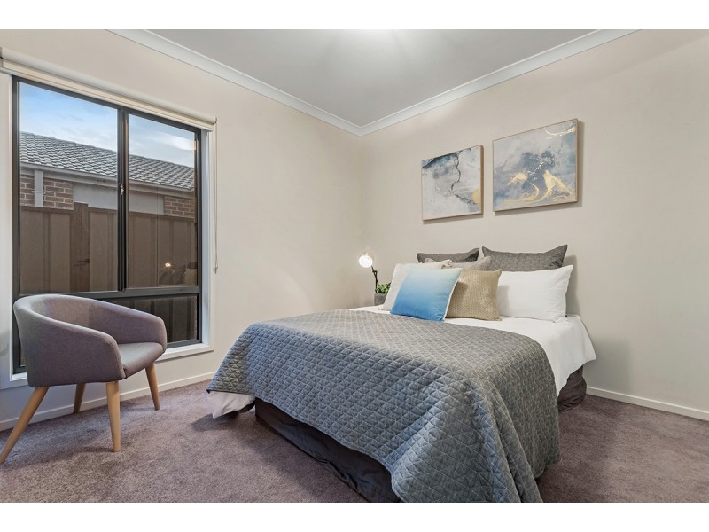 17 Black Wattle Road, Craigieburn VIC 3064