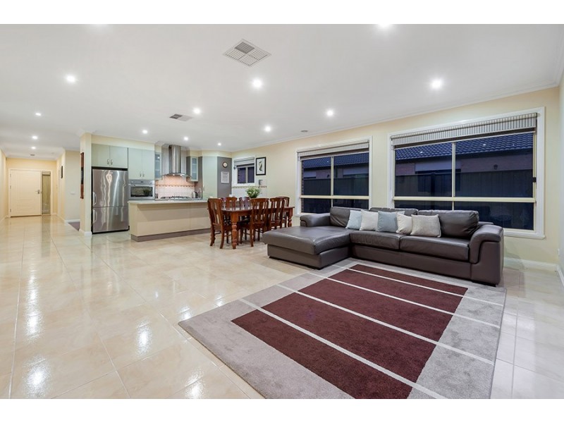 54 Grevillea Street, Craigieburn VIC 3064