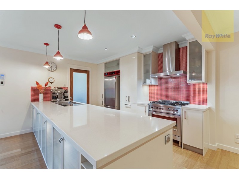 6 Valley Court, Craigieburn VIC 3064