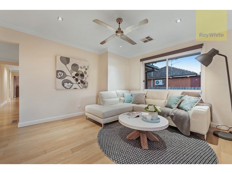 6 Valley Court, Craigieburn VIC 3064