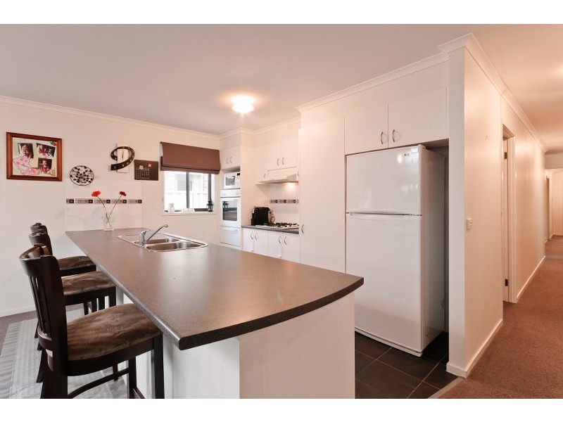 34 Long Island Circuit, Craigieburn VIC 3064