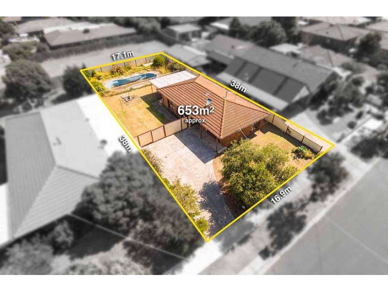 9 Metropolitan Avenue, Craigieburn VIC 3064