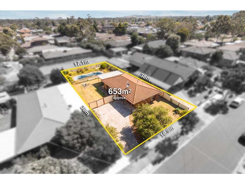 9 Metropolitan Avenue, Craigieburn VIC 3064
