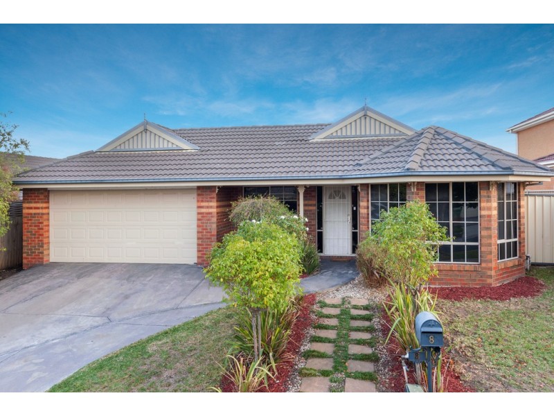 8 Raheen Place, Craigieburn VIC 3064