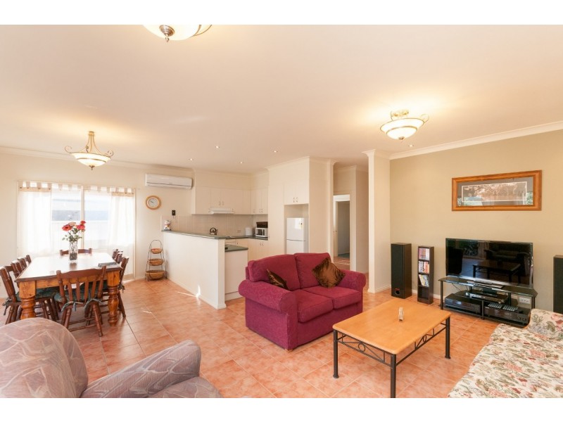 7 Greenfield Court, Craigieburn VIC 3064