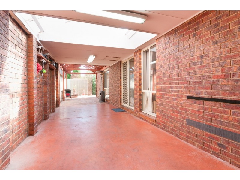 7 Greenfield Court, Craigieburn VIC 3064